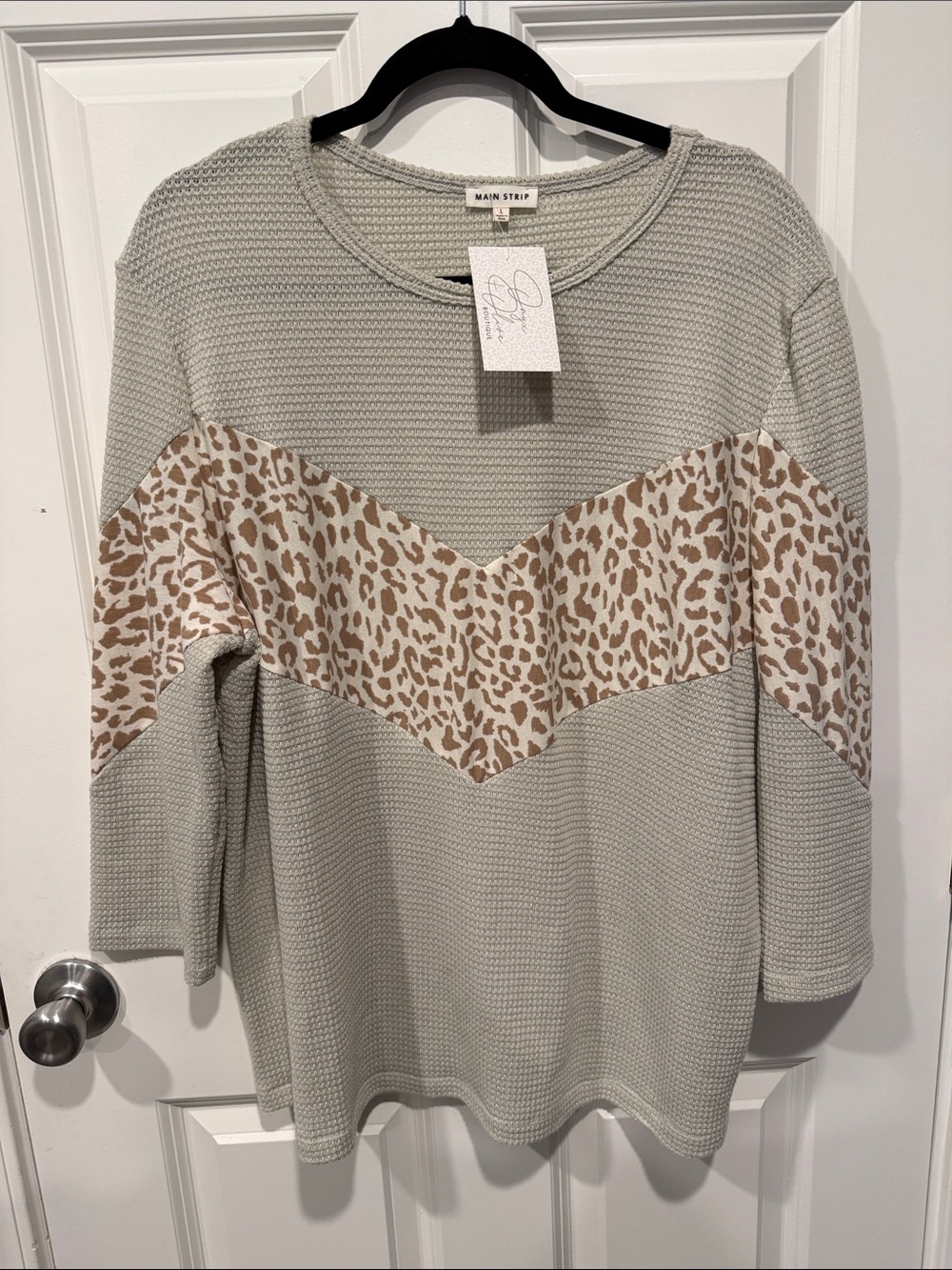 Main Strip Mint Green Waffle-Knit Top with Tan Leopard Chevron